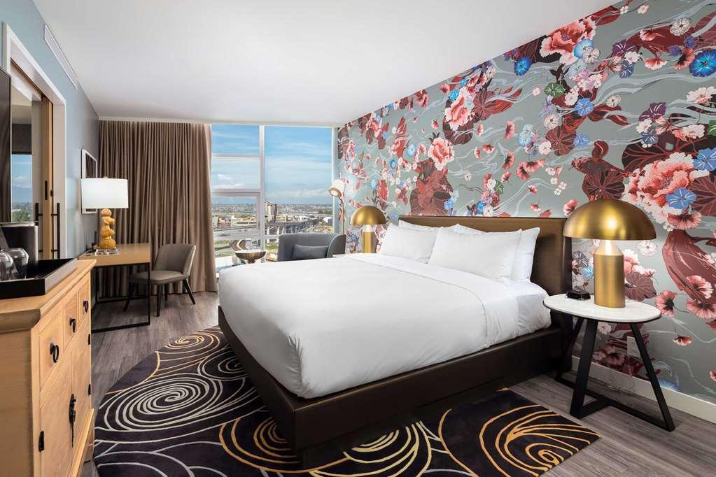Versante Hotel 列治文 客房 照片