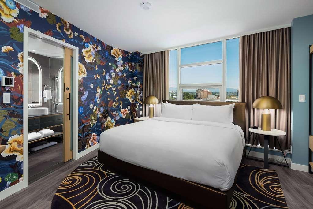 Versante Hotel 列治文 客房 照片
